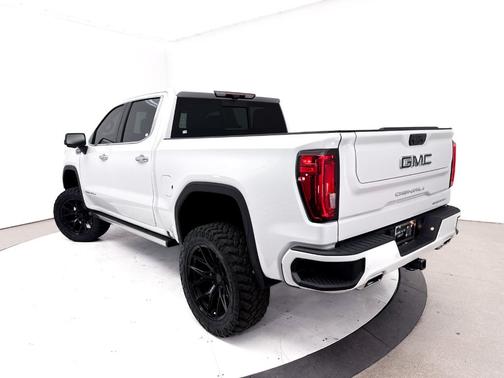 White Frost Tri-Coat 2024 GMC Sierra 1500 Denali