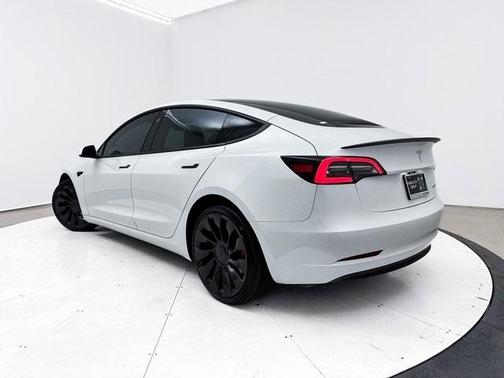 2023 Tesla Model 3 Performance