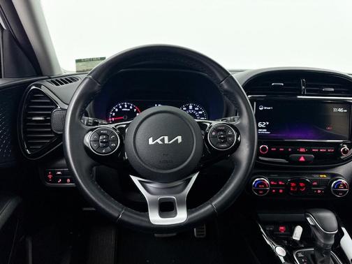 2022 Kia Soul EX