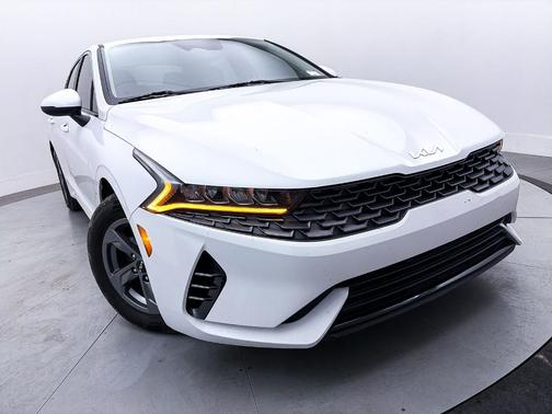 2022 Kia K5 LXS