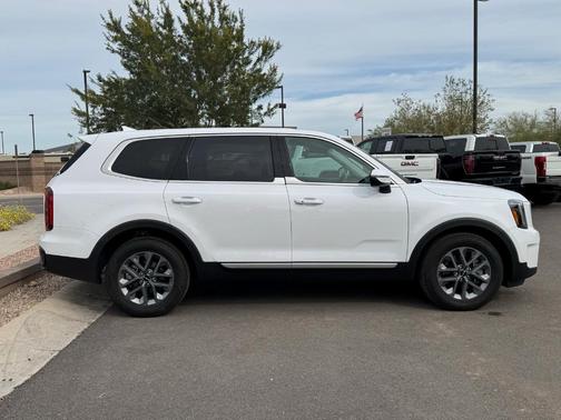 2025 Kia Telluride LX
