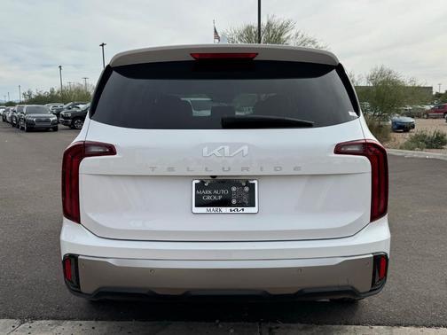 2025 Kia Telluride LX