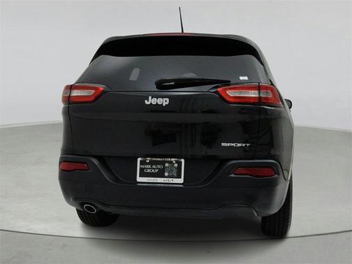 2015 Jeep Cherokee Sport