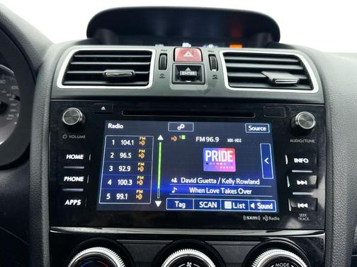 Crystal Black Silica 2017 Subaru Forester 2.5i Premium
