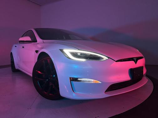 Pearl White Multi 2021 Tesla Model S Plaid