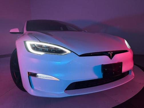 Pearl White Multi 2021 Tesla Model S Plaid