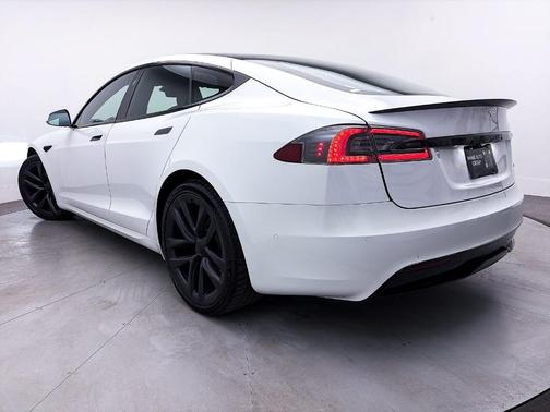2021 Tesla Model S Plaid