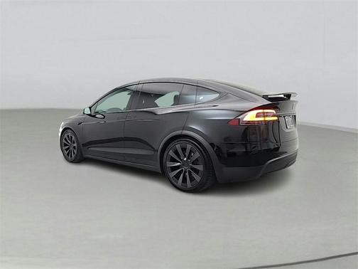 2022 Tesla Model X Plaid