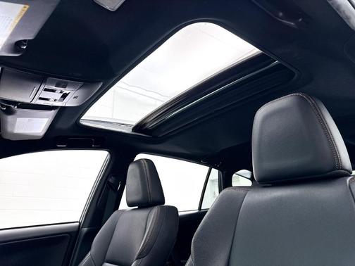 Magnetic Gray Metallic 2018 Toyota RAV4 Hybrid SE