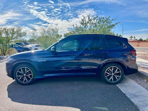 2023 BMW X3 M40i