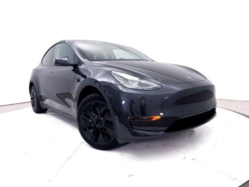Black 2024 Tesla Model Y Long Range