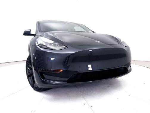 Black 2024 Tesla Model Y Long Range