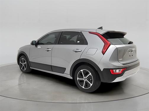 2024 Kia Niro LX