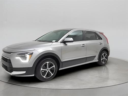 2024 Kia Niro LX