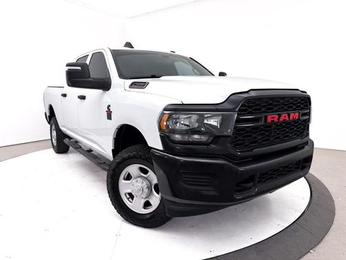 Bright White Clearcoat 2024 RAM 2500 Tradesman