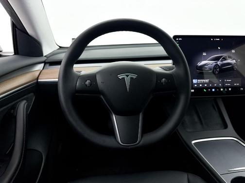 Midnight Silver Metallic 2023 Tesla Model 3 Base