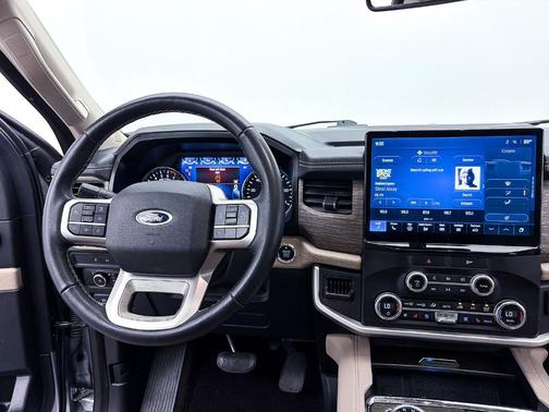 Iconic Silver Metallic 2023 Ford Expedition Max Limited