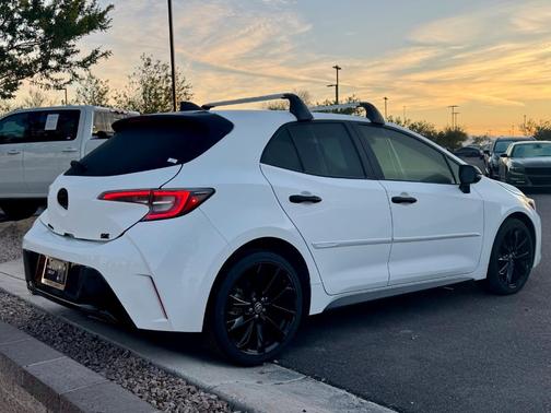 2022 Toyota Corolla Hatchback SE Nightshade