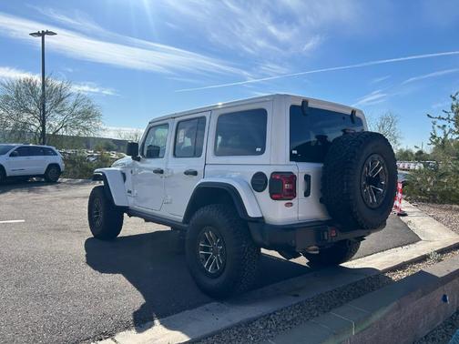 2024 Jeep Wrangler Rubicon 392