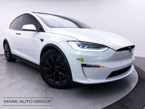2023 Tesla Model X Standard Range