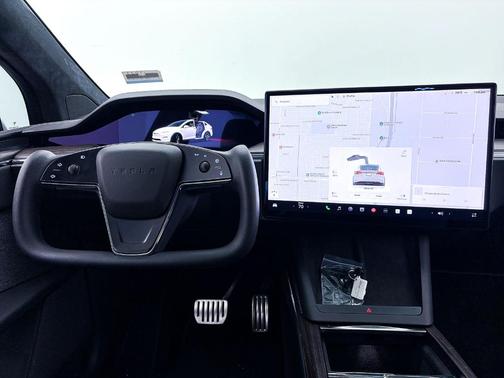 2023 Tesla Model X Standard Range