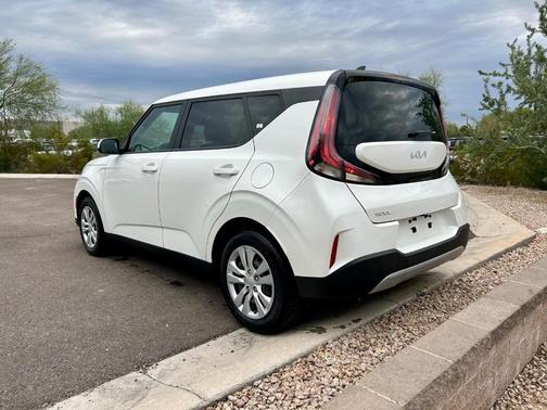 2024 Kia Soul LX