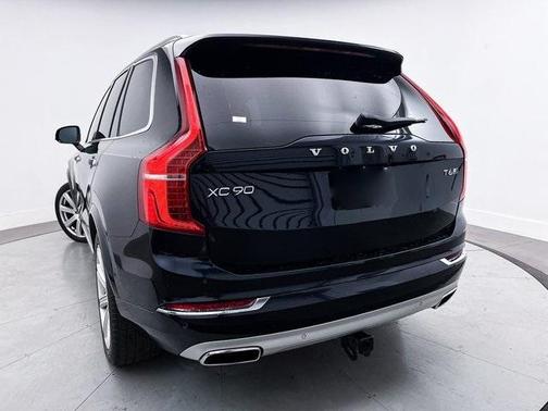 2016 Volvo XC90 T6 Inscription