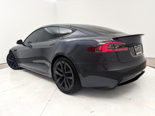 2021 Tesla Model S Plaid