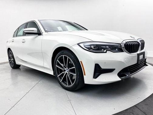 2022 BMW 330 i