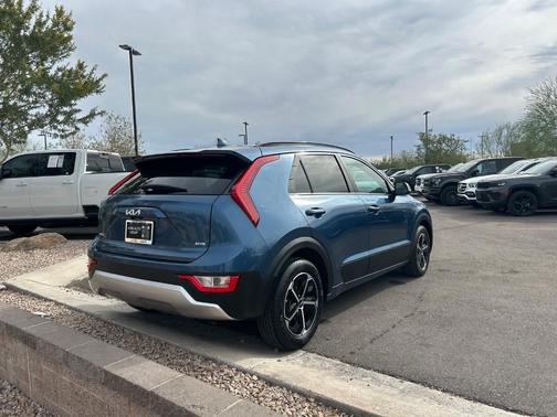 2024 Kia Niro EX Touring
