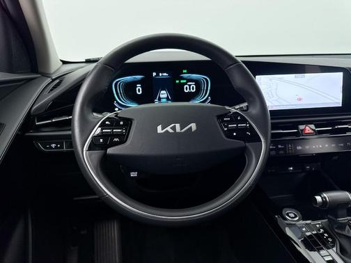 2024 Kia Niro EX Touring