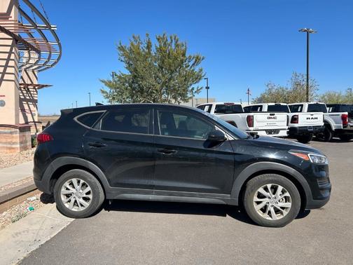 2020 Hyundai TUCSON SE