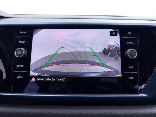 Deep Black Pearl Effect 2023 Volkswagen Taos 1.5T SE
