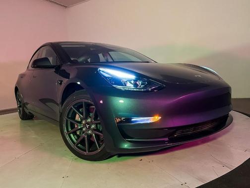 Gray 2023 Tesla Model 3 Long Range