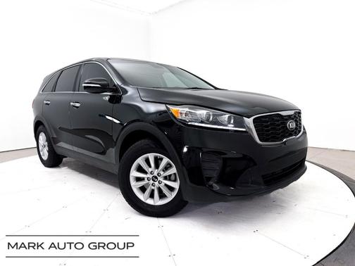 Ebony Black 2020 Kia Sorento LX