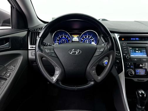 Harbor Gray Metallic 2014 Hyundai SONATA SE 2.0T