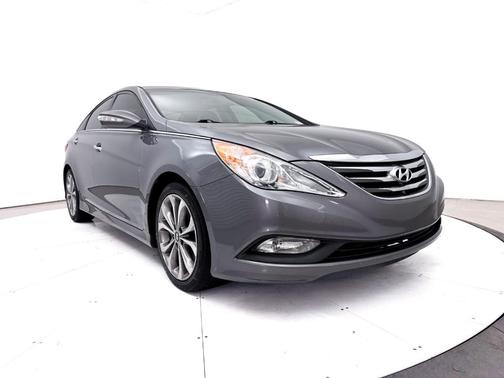 Harbor Gray Metallic 2014 Hyundai SONATA SE 2.0T