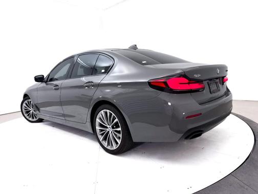 Bernina Gray Amber Effect Metallic 2021 BMW 530 i