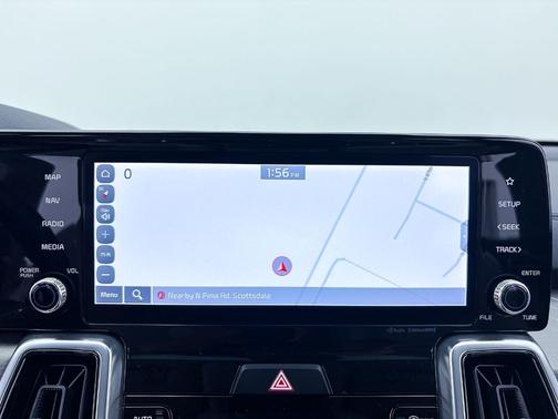 Wolf Gray 2023 Kia Sorento SX