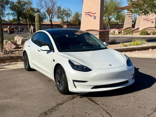2022 Tesla Model 3 Base