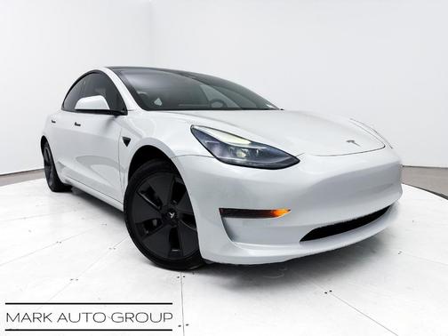 2022 Tesla Model 3 Base