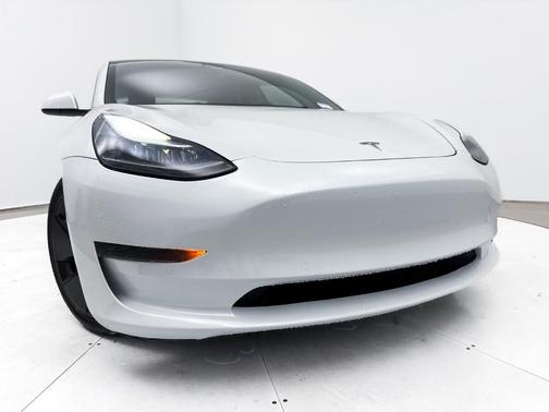 2022 Tesla Model 3 Base