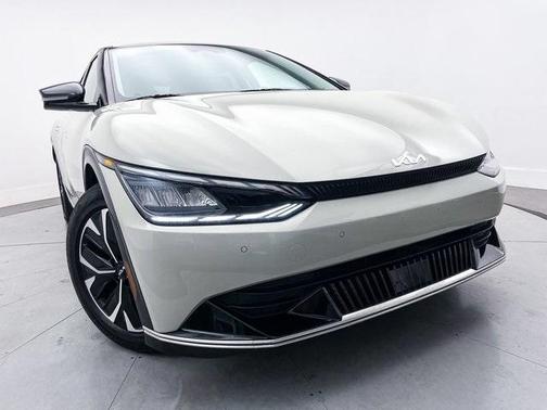 2022 Kia EV6 Wind