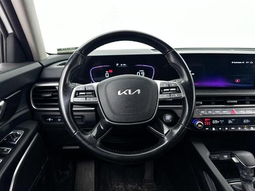 2023 Kia Telluride LX