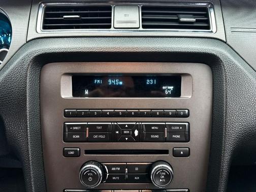 2014 Ford Mustang V6