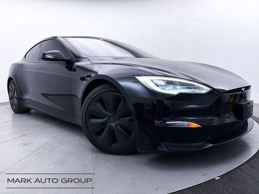 Black 2022 Tesla Model S Plaid