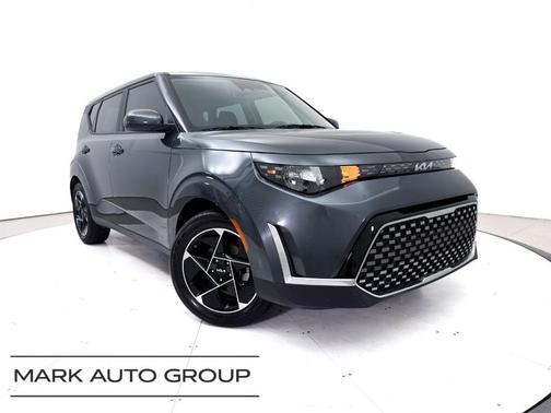 Gravity Gray 2024 Kia Soul EX