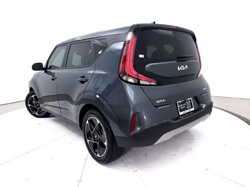 Gravity Gray 2024 Kia Soul EX