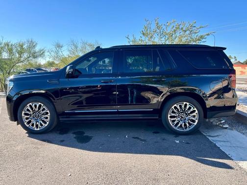 2023 GMC Yukon Denali Ultimate