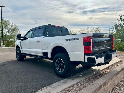 2024 Ford F-350 Lariat Super Duty